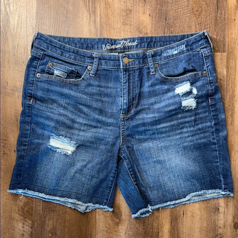 Universal Thread Blue Distressed Denim Shorts with Frayed Hem 14 stretch